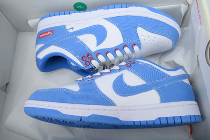 Nike SB Dunk Low x Supreme - Unisex