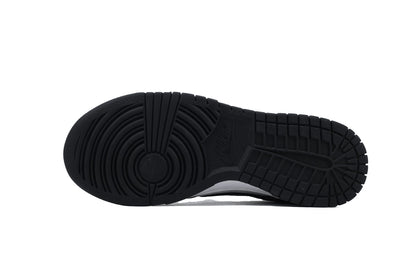 Nike Dunk Low - Premium Sneaker