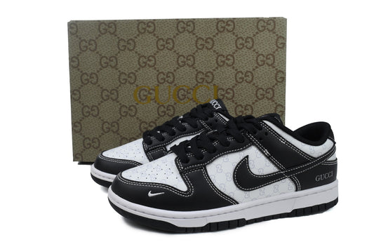 Nike Dunk Low - Premium Sneaker