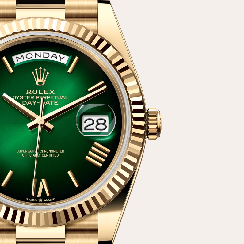 Rolex Day-Date 40 Oyster, 40 mm, yellow gold M228238-0069
