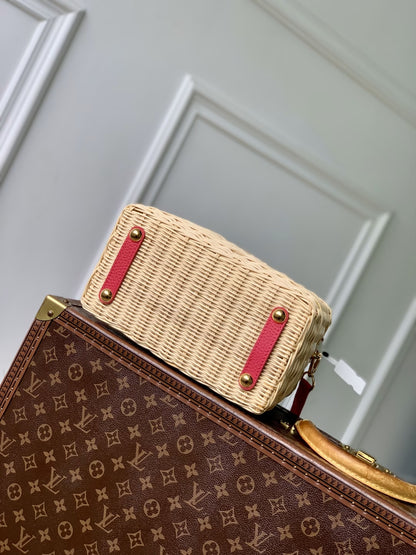 LV * TM Capucines Mini